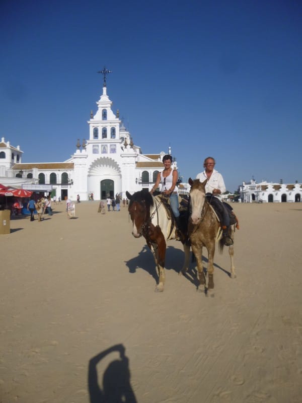  Aankomst in El Rocio, we hebben het gehaald.  Nu genieten van de stad.